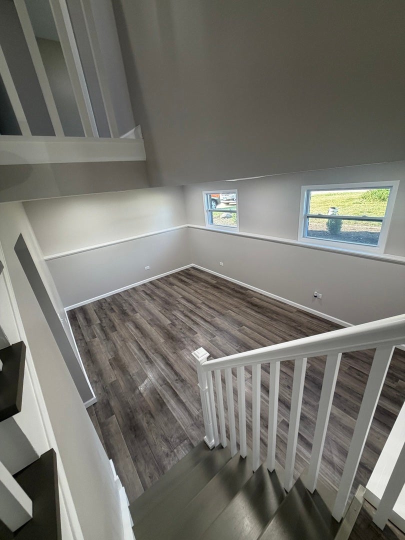 547 Redwood Road, Bolingbrook, IL 60440 547 Redwood Road, Bolingbrook, IL 60440