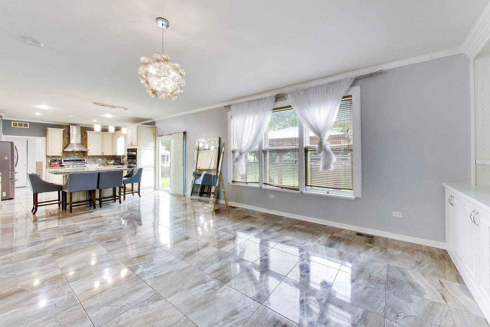 276 Claridge Circle, Bolingbrook, IL 60440 276 Claridge Circle, Bolingbrook, IL 60440