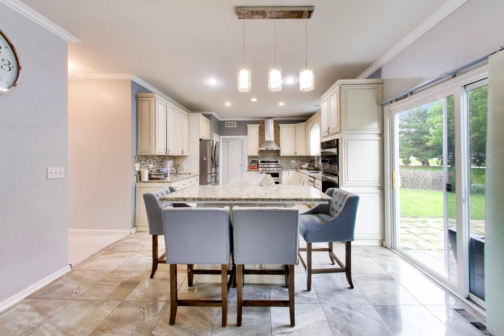 276 Claridge Circle, Bolingbrook, IL 60440 276 Claridge Circle, Bolingbrook, IL 60440