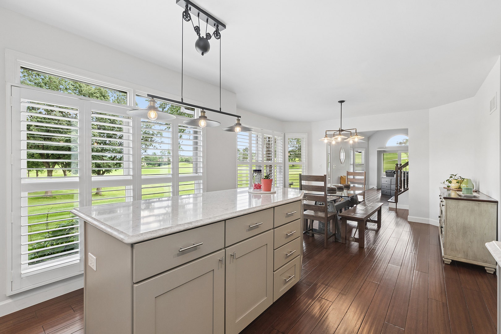 14425 Lake Ridge Road, Orland Park, IL 60462