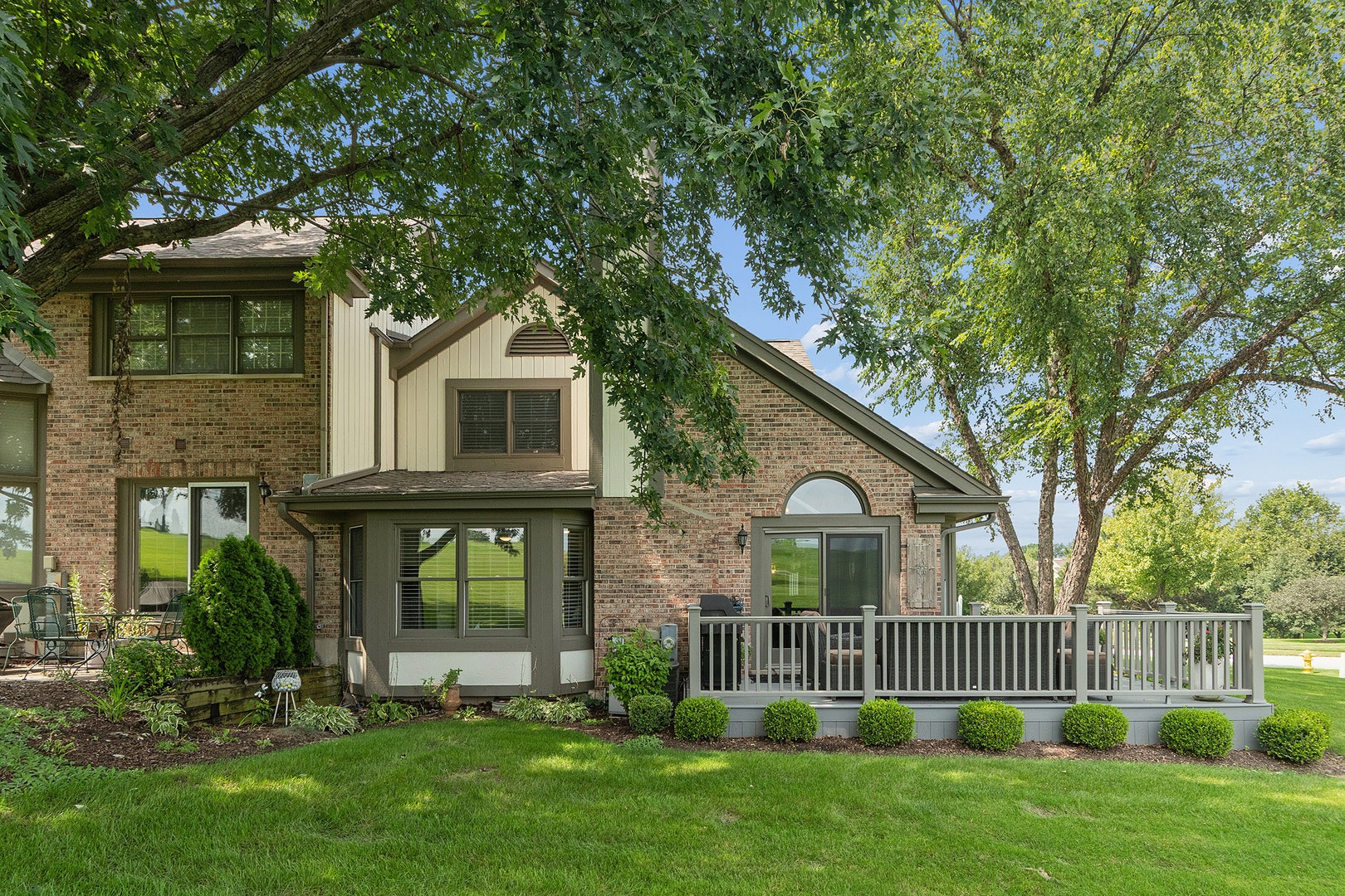 14425 Lake Ridge Road, Orland Park, IL 60462