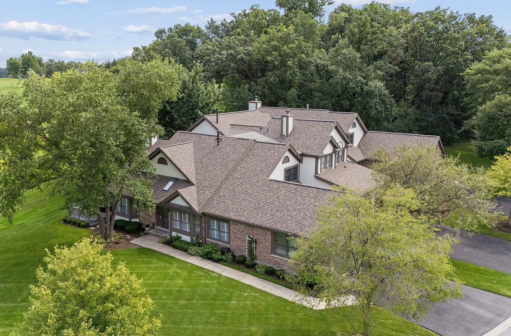 14425 Lake Ridge Road, Orland Park, IL 60462