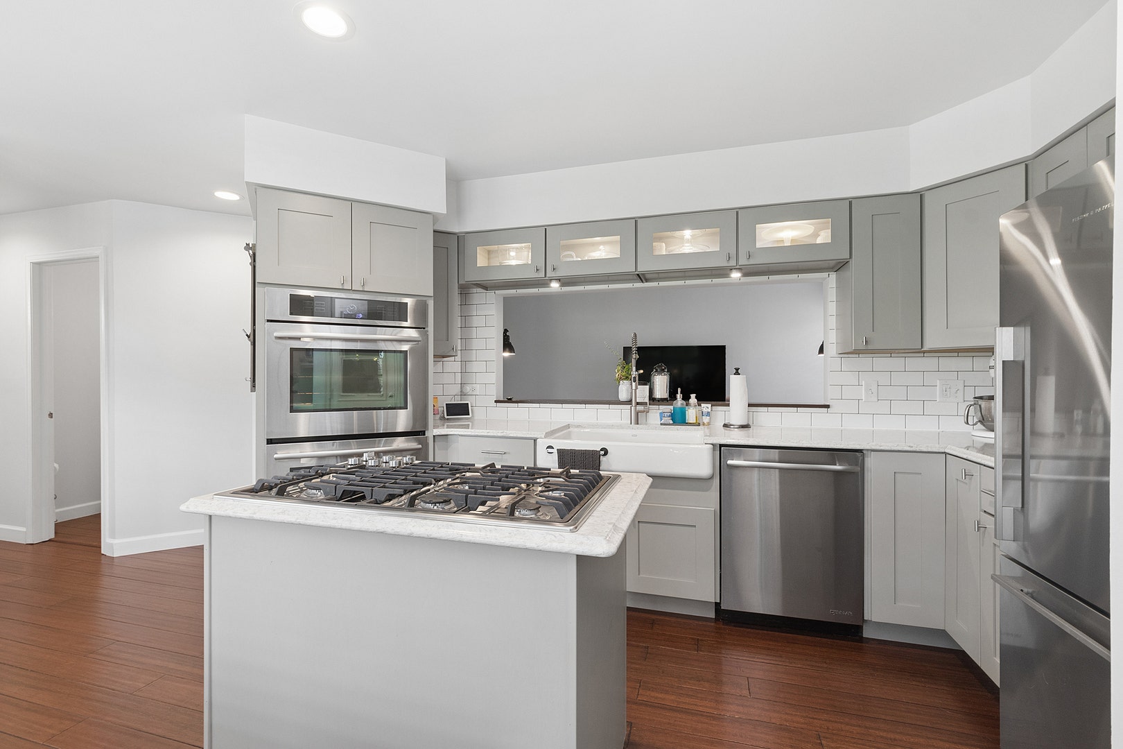 14425 Lake Ridge Road, Orland Park, IL 60462