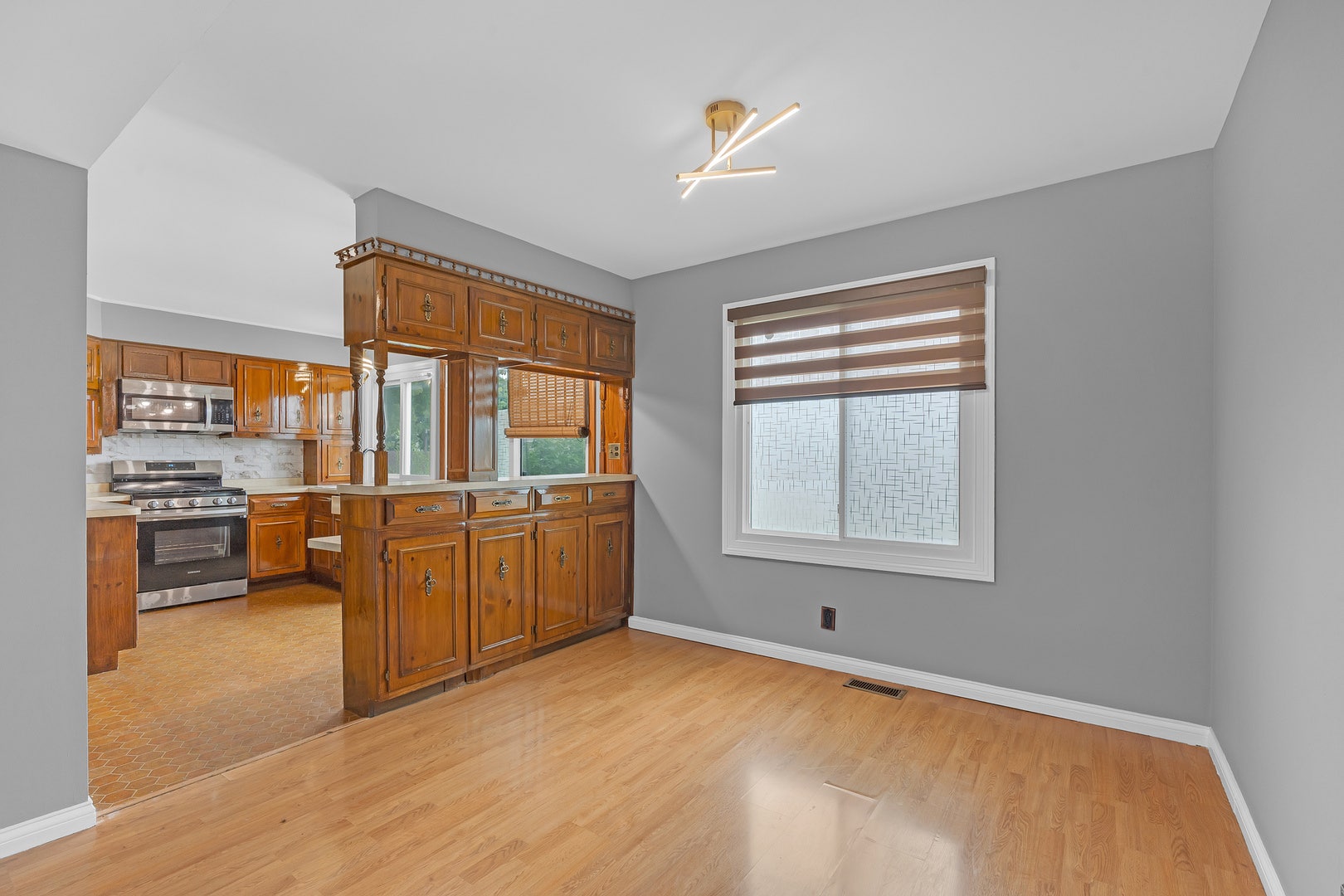 414 Gainsborough Court, Bolingbrook, IL 60440 414 Gainsborough Court, Bolingbrook, IL 60440