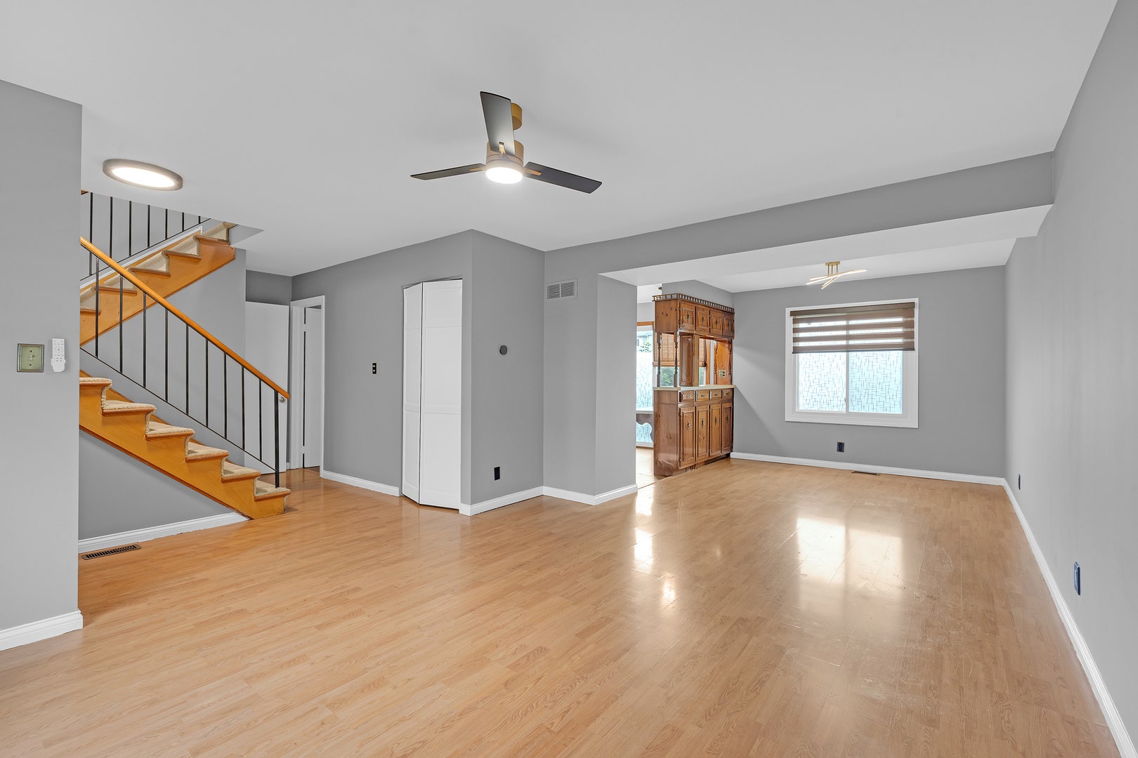 414 Gainsborough Court, Bolingbrook, IL 60440 414 Gainsborough Court, Bolingbrook, IL 60440