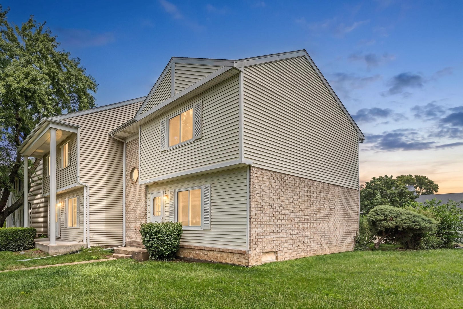 414 Gainsborough Court, Bolingbrook, IL 60440 414 Gainsborough Court, Bolingbrook, IL 60440