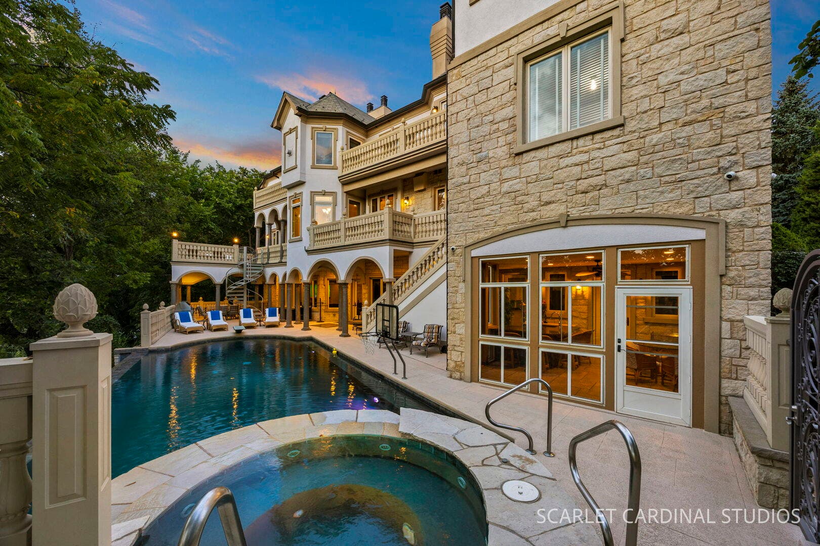51 Ford Lane, Naperville, IL 60565
