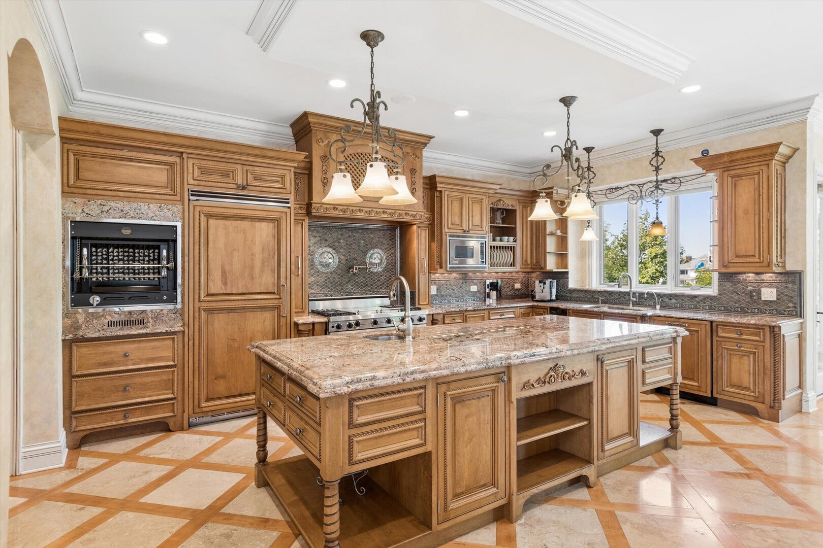 51 Ford Lane, Naperville, IL 60565