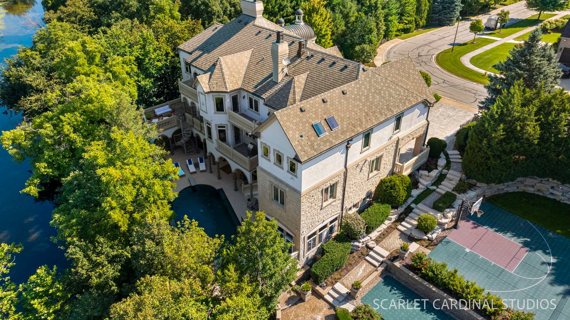 51 Ford Lane, Naperville, IL 60565