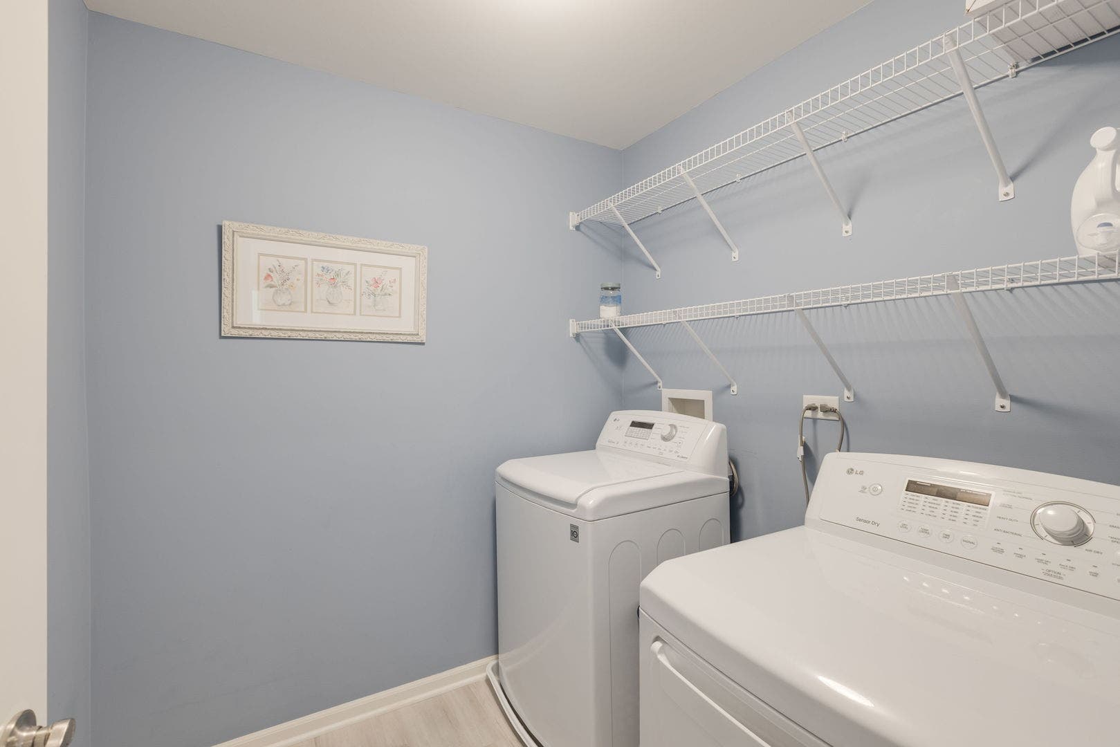 422 W Amberside Drive, Elgin, IL 60124 422 W Amberside Drive, Elgin, IL 60124