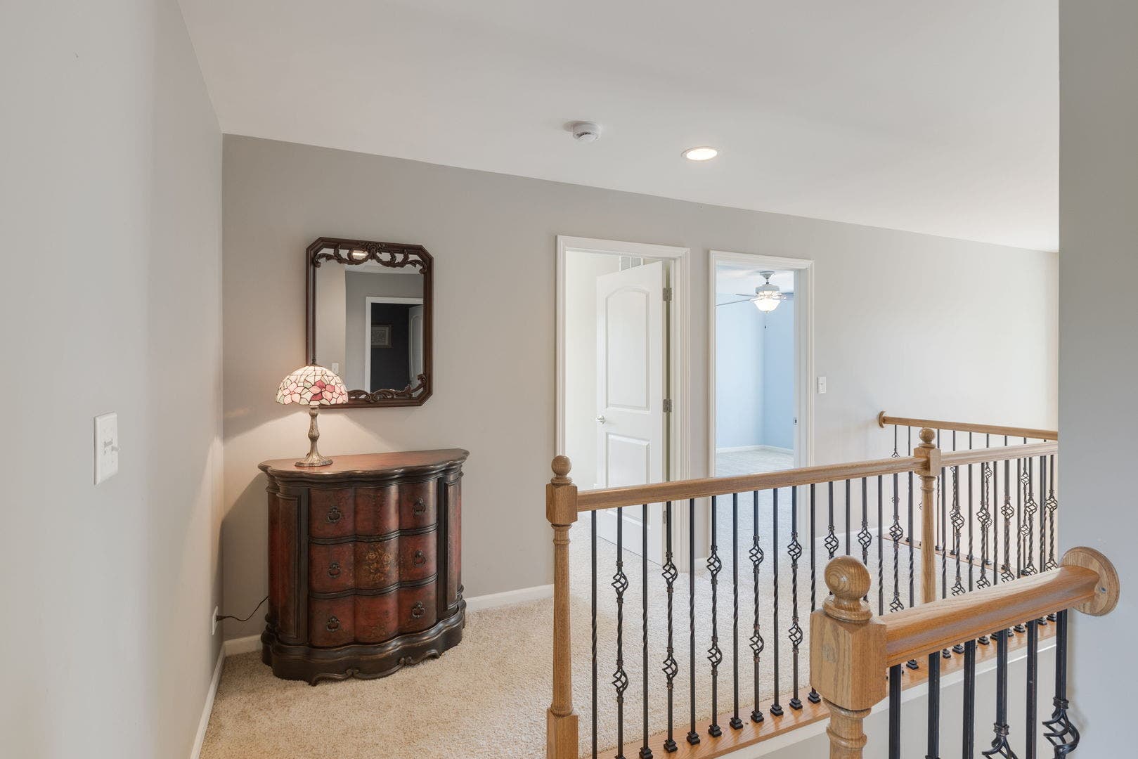 422 W Amberside Drive, Elgin, IL 60124 422 W Amberside Drive, Elgin, IL 60124