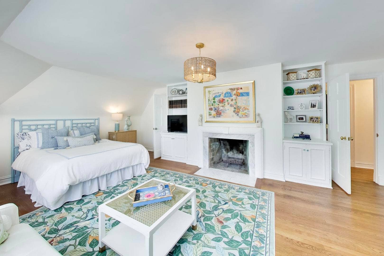374 N Bateman Circle, Barrington Hills, IL 60010 374 N Bateman Circle, Barrington Hills, IL 60010