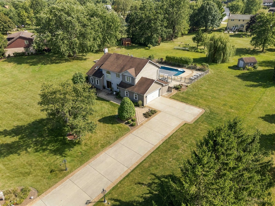 Property photo for 11545 Ashbury Court, Mokena, IL