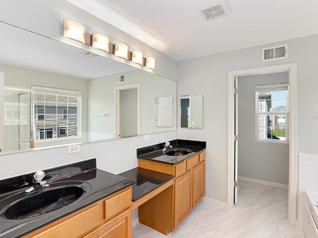 1612 Woodland Lane, Bolingbrook, IL 60490 1612 Woodland Lane, Bolingbrook, IL 60490