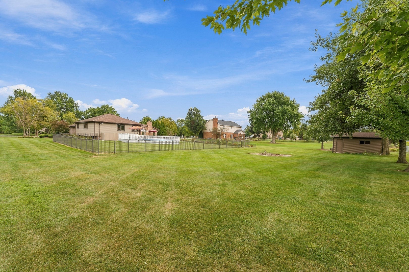 16052 Windmill Drive, Homer Glen, IL 60491 16052 Windmill Drive, Homer Glen, IL 60491