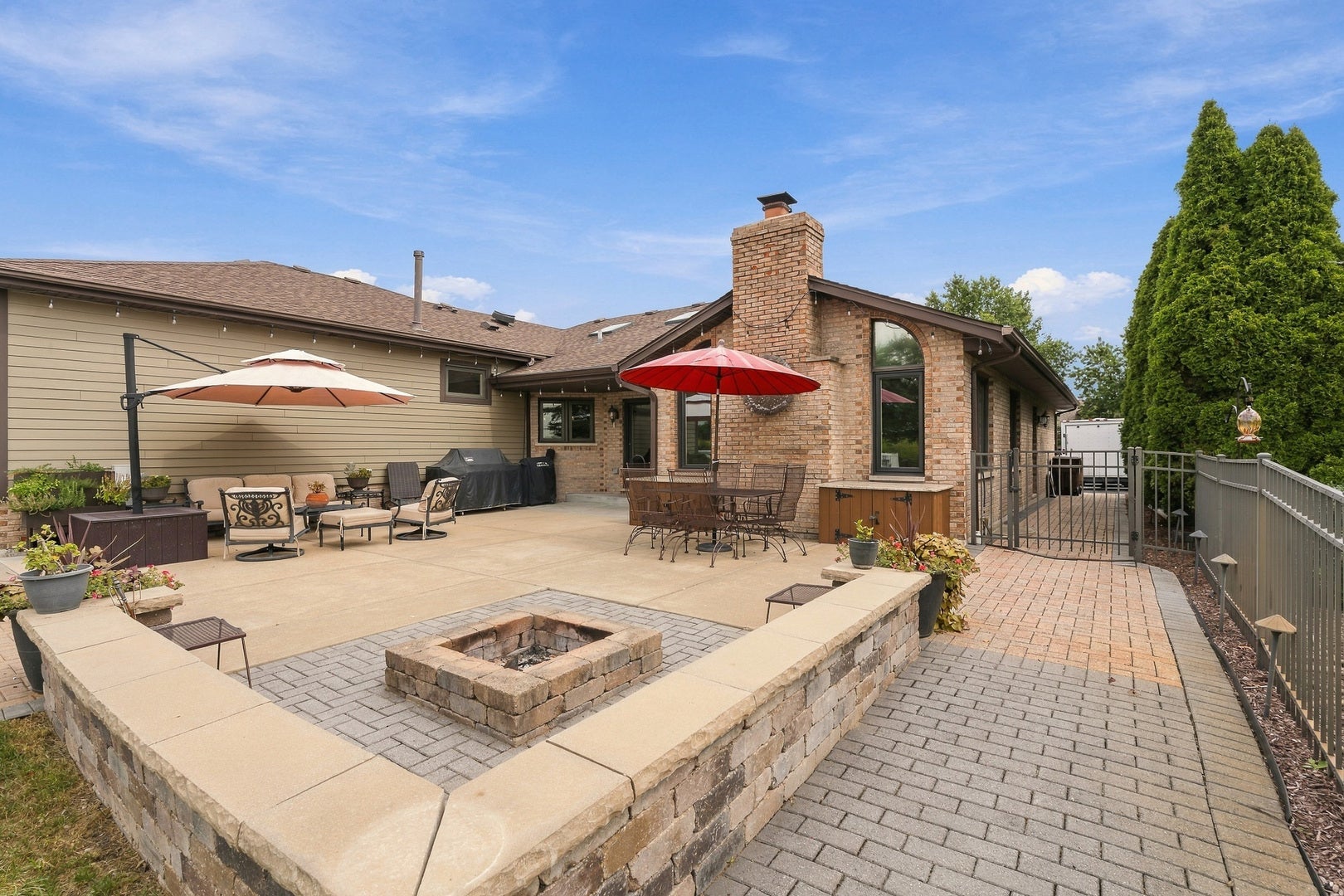 16052 Windmill Drive, Homer Glen, IL 60491 16052 Windmill Drive, Homer Glen, IL 60491