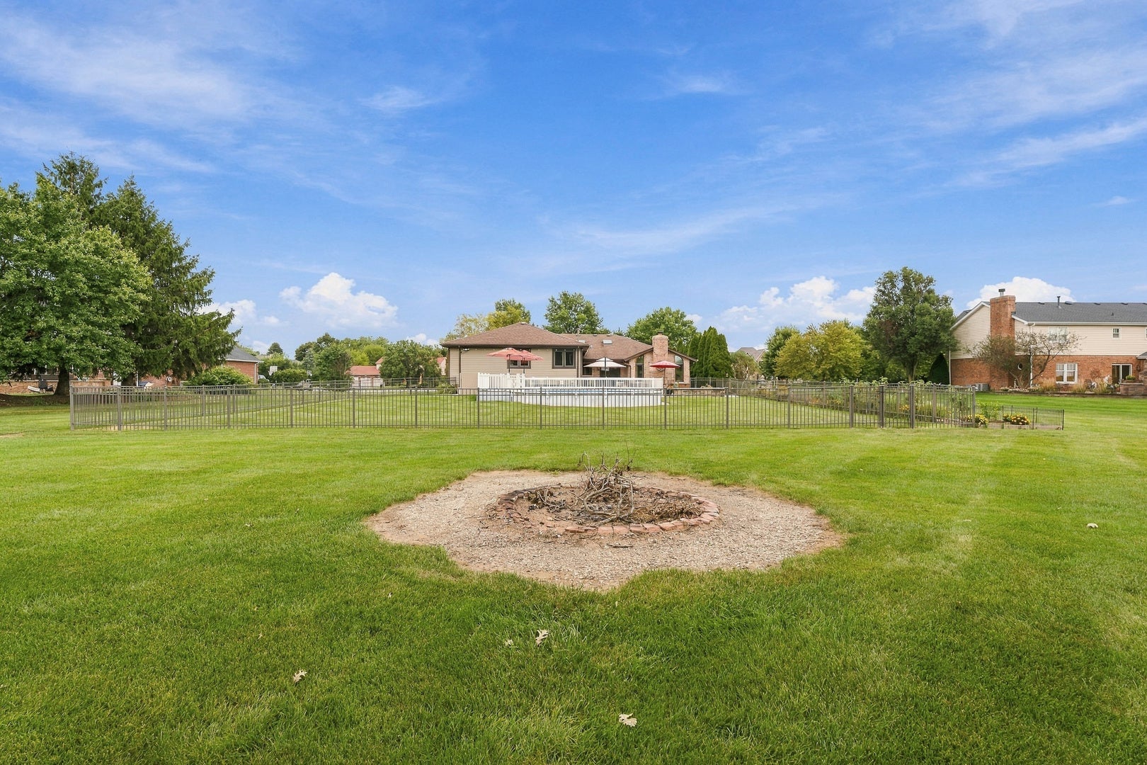 16052 Windmill Drive, Homer Glen, IL 60491 16052 Windmill Drive, Homer Glen, IL 60491
