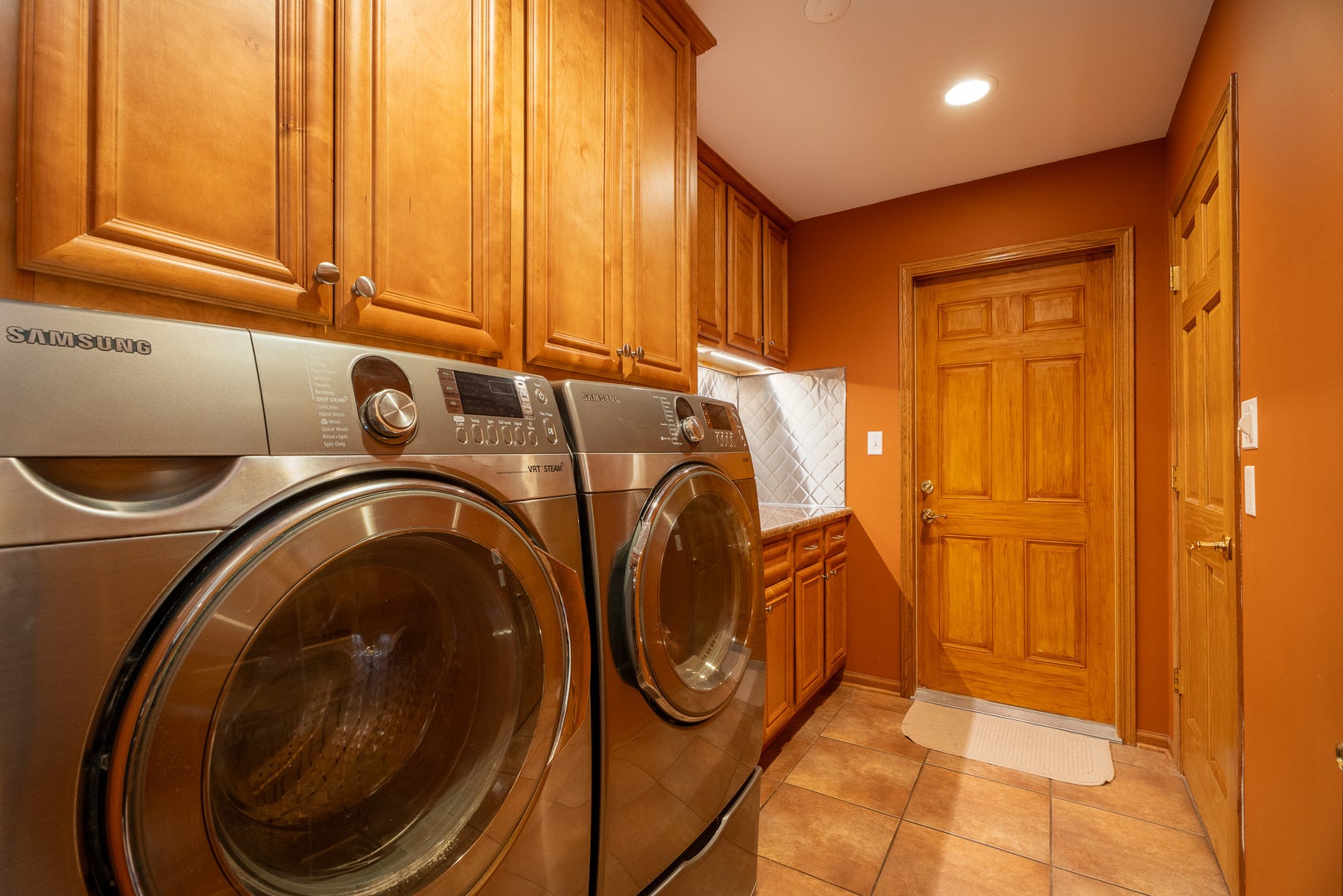 16052 Windmill Drive, Homer Glen, IL 60491 16052 Windmill Drive, Homer Glen, IL 60491