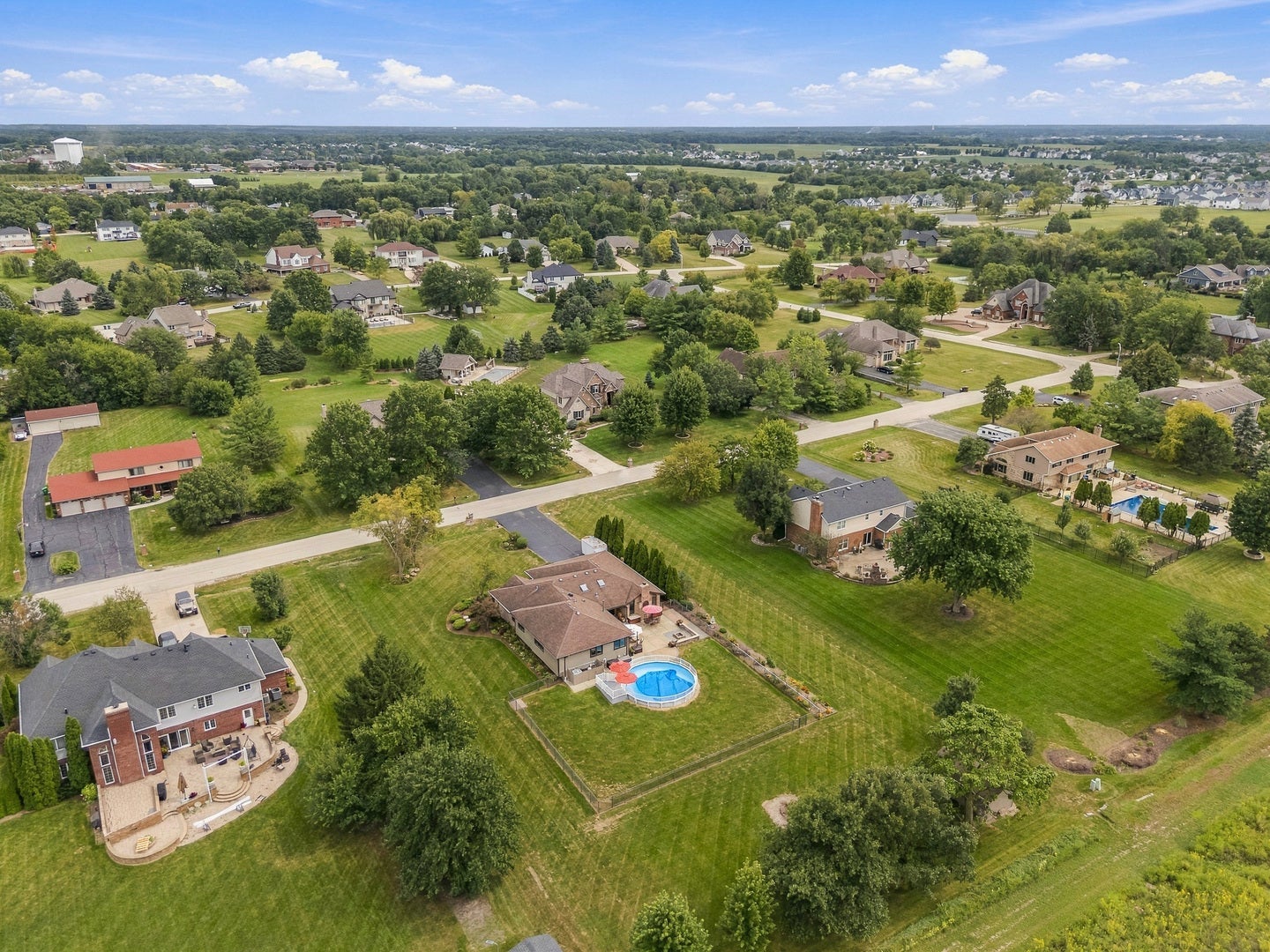 16052 Windmill Drive, Homer Glen, IL 60491 16052 Windmill Drive, Homer Glen, IL 60491