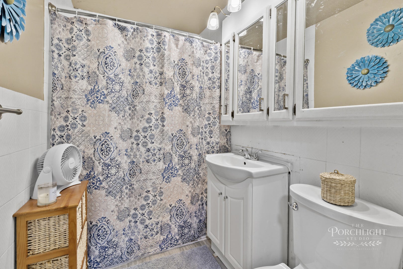 176 S Jefferson Avenue, Bradley, IL 60915 176 S Jefferson Avenue, Bradley, IL 60915