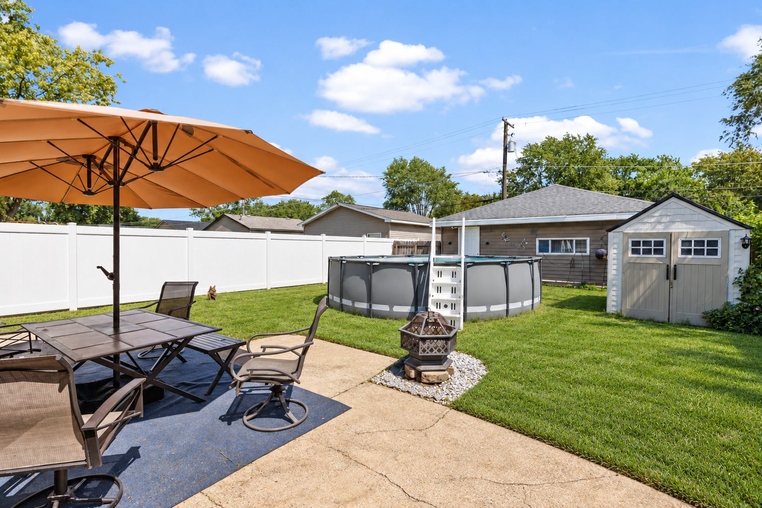 176 S Jefferson Avenue, Bradley, IL 60915 176 S Jefferson Avenue, Bradley, IL 60915