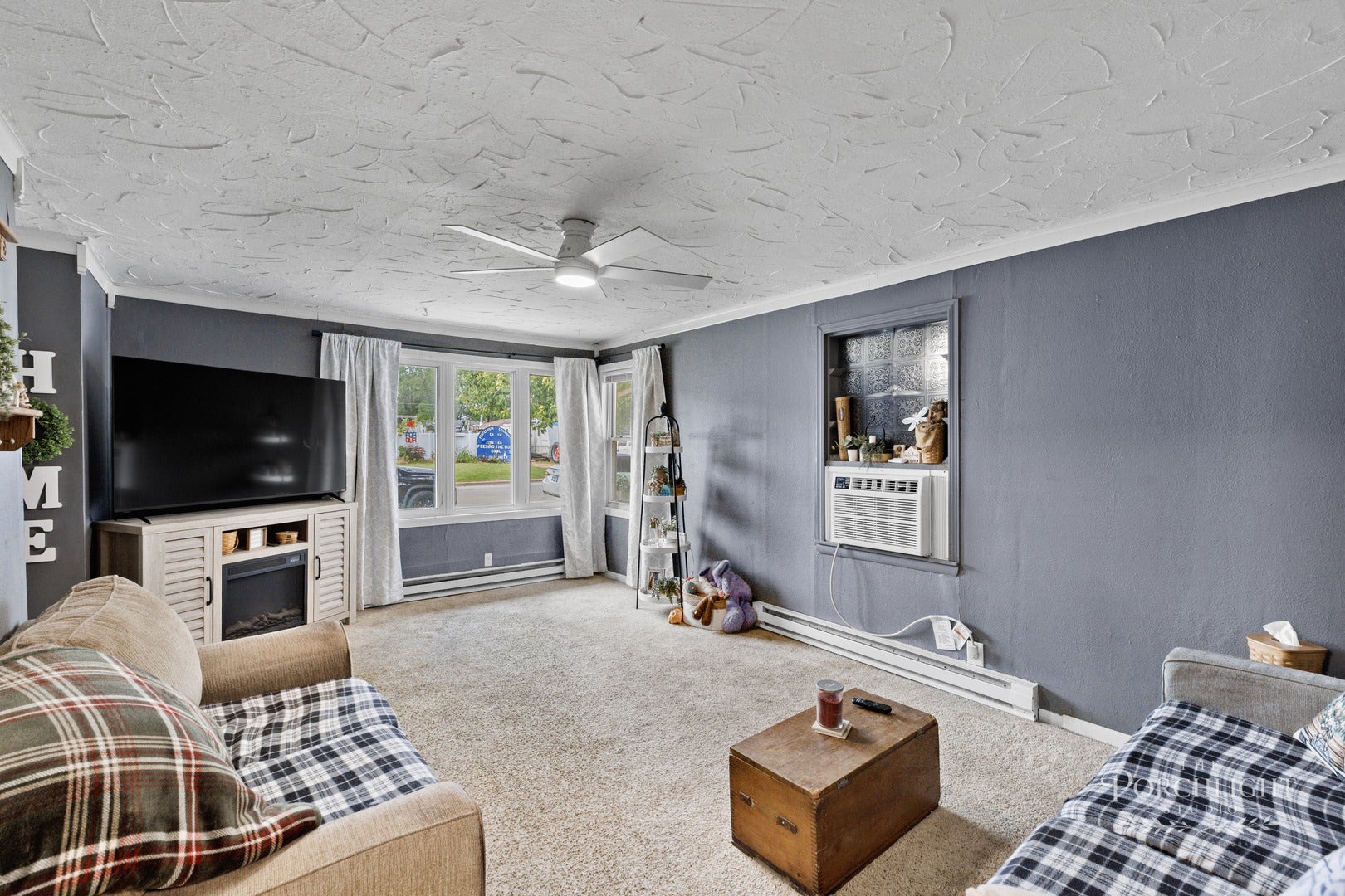 176 S Jefferson Avenue, Bradley, IL 60915 176 S Jefferson Avenue, Bradley, IL 60915