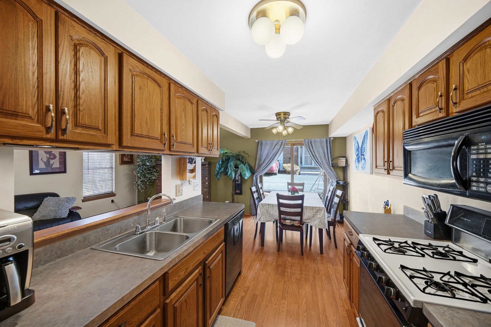 16054 85th Place, #0, Tinley Park, IL 60487 16054 85th Place, #0, Tinley Park, IL 60487