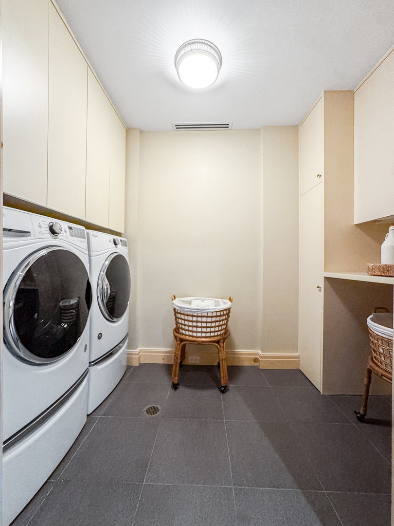 1524 N Astor Street, Chicago, IL 60610 The laundry room includes an Asko washer and dryer