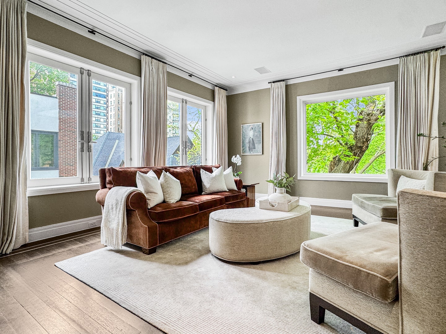 1524 N Astor Street, Chicago, IL 60610 1524 N Astor Street, Chicago, IL 60610