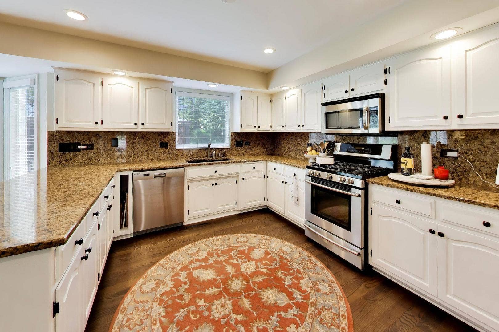 13636 S Shannon Drive, Homer Glen, IL 60491 13636 S Shannon Drive, Homer Glen, IL 60491