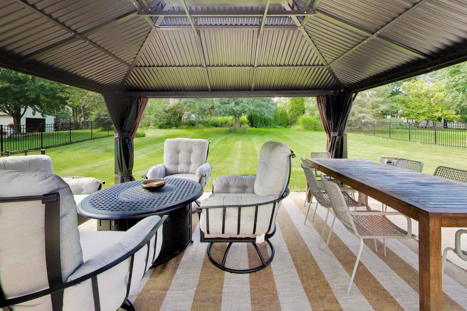 13636 S Shannon Drive, Homer Glen, IL 60491 13636 S Shannon Drive, Homer Glen, IL 60491