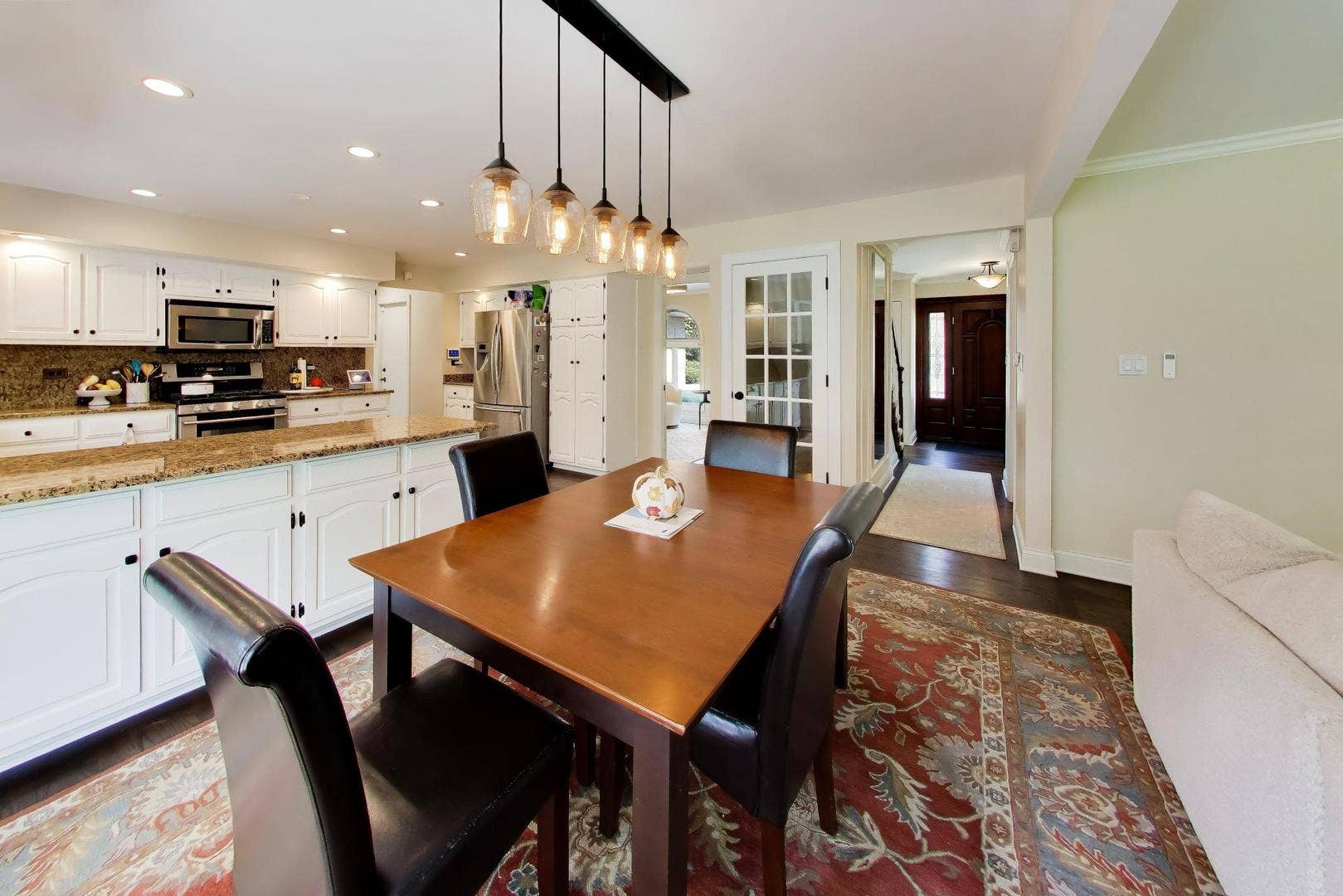 13636 S Shannon Drive, Homer Glen, IL 60491 13636 S Shannon Drive, Homer Glen, IL 60491