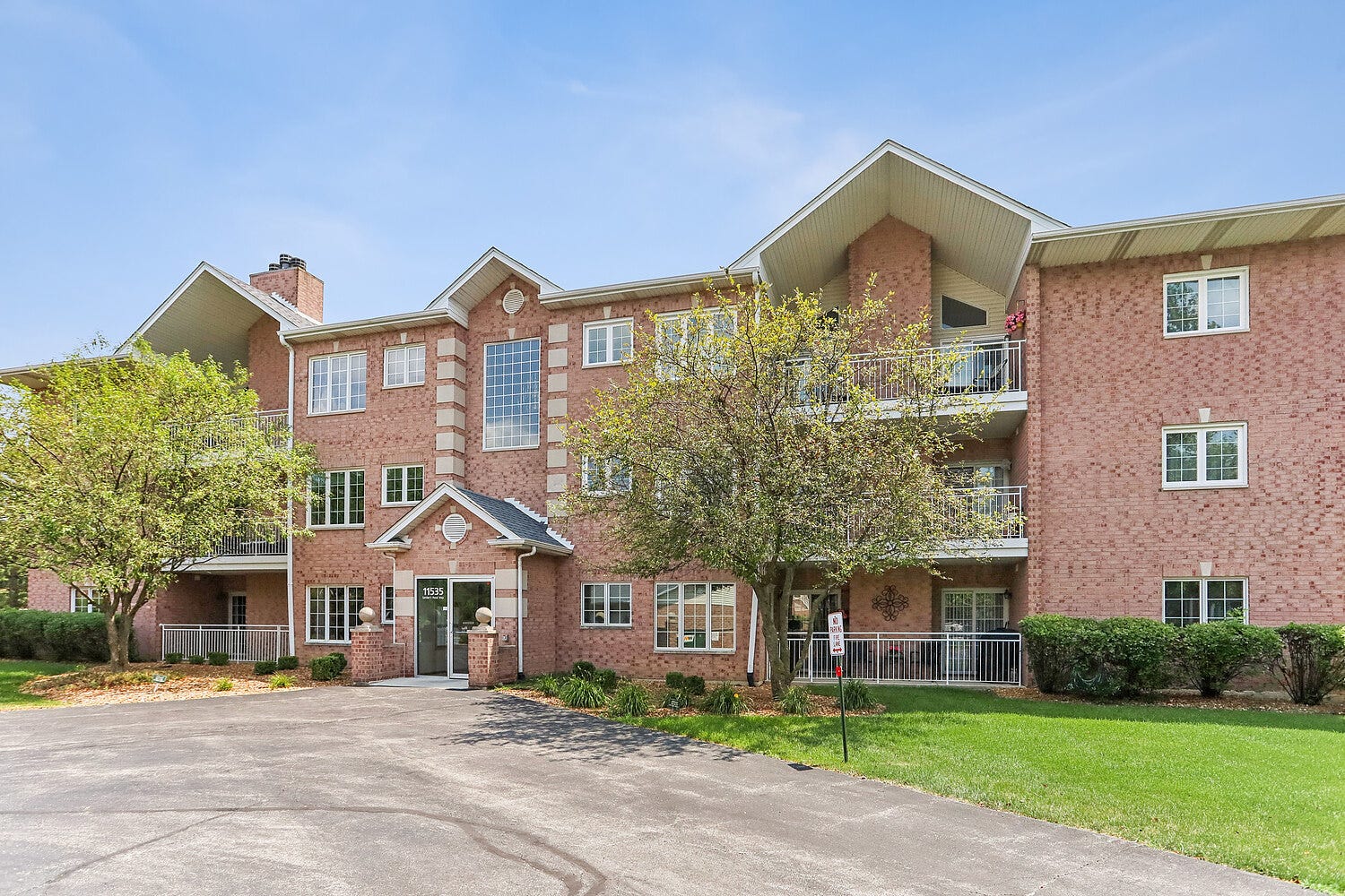 11535 Settlers Pond Way, #3B, Orland Park, IL 60467 11535 Settlers Pond Way, #3B, Orland Park, IL 60467