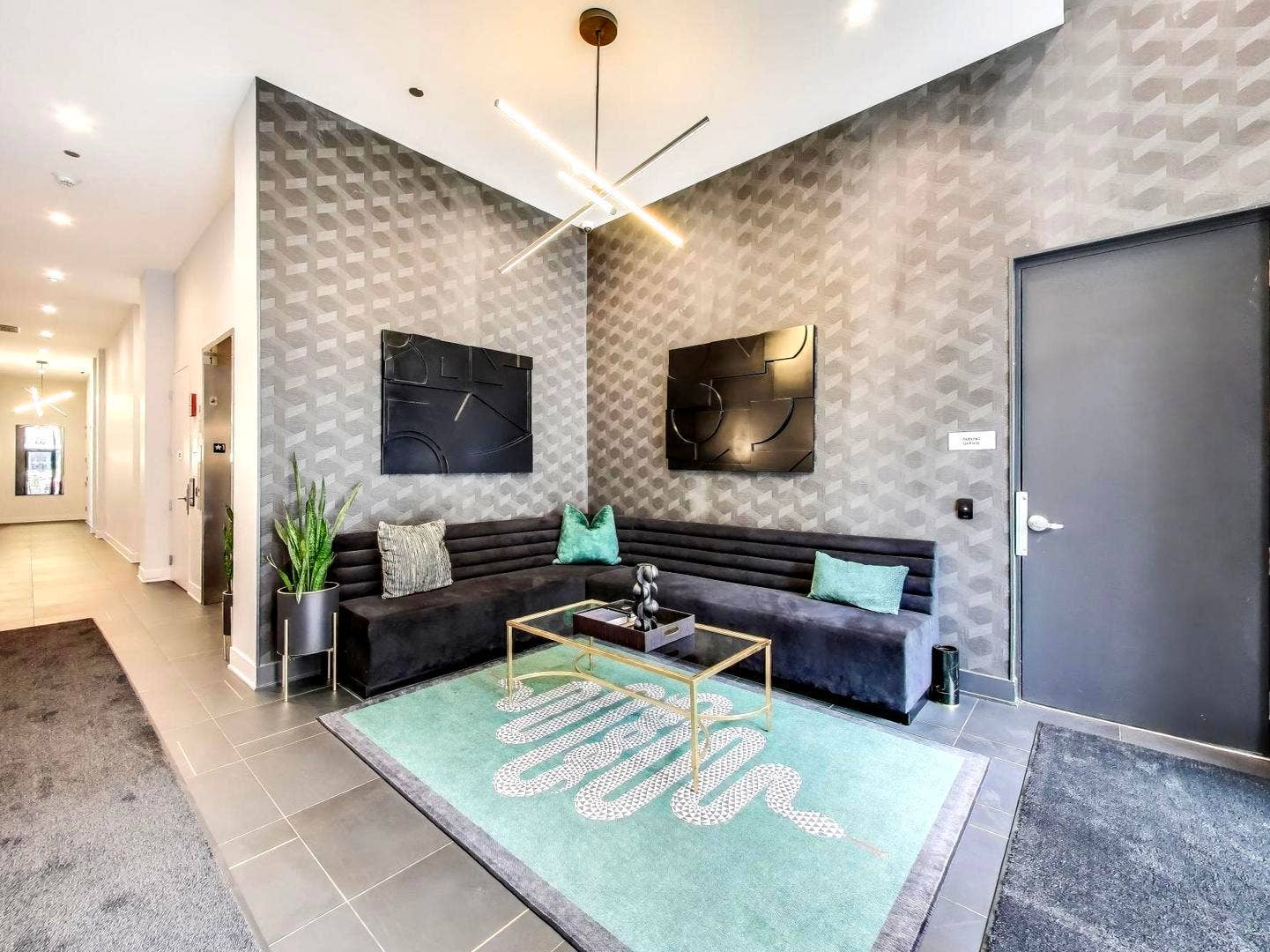 6 N Carpenter Street, #5B, Chicago, IL 60607