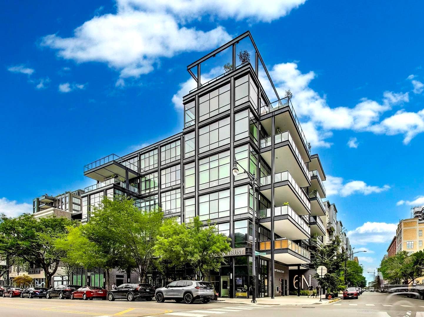 6 N Carpenter Street, #5B, Chicago, IL 60607