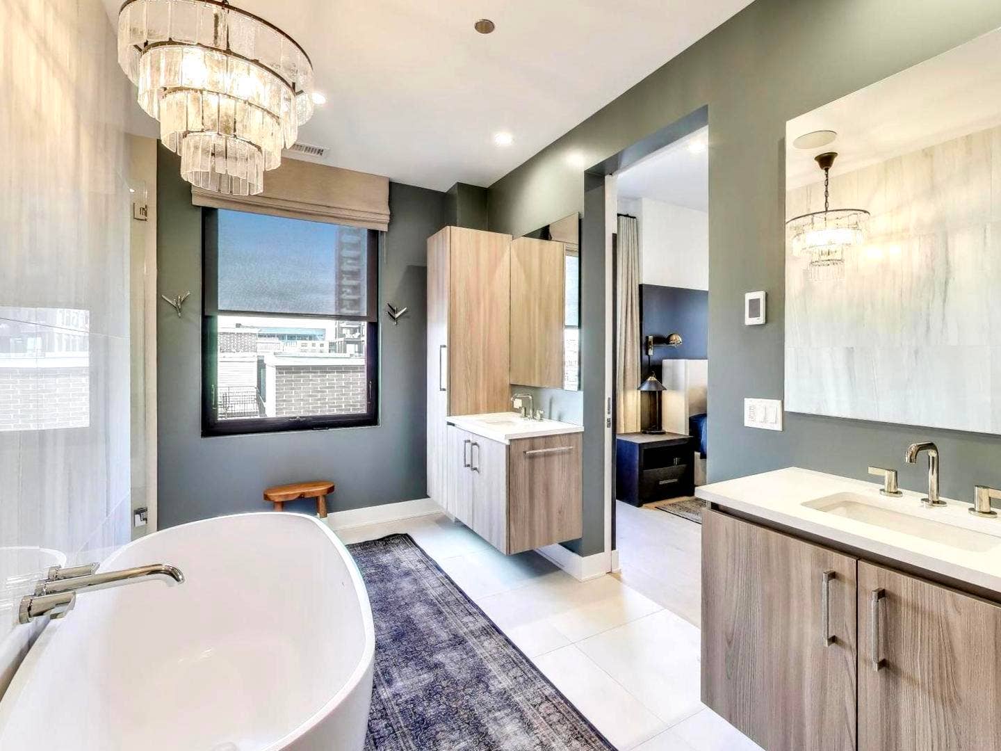 6 N Carpenter Street, #5B, Chicago, IL 60607