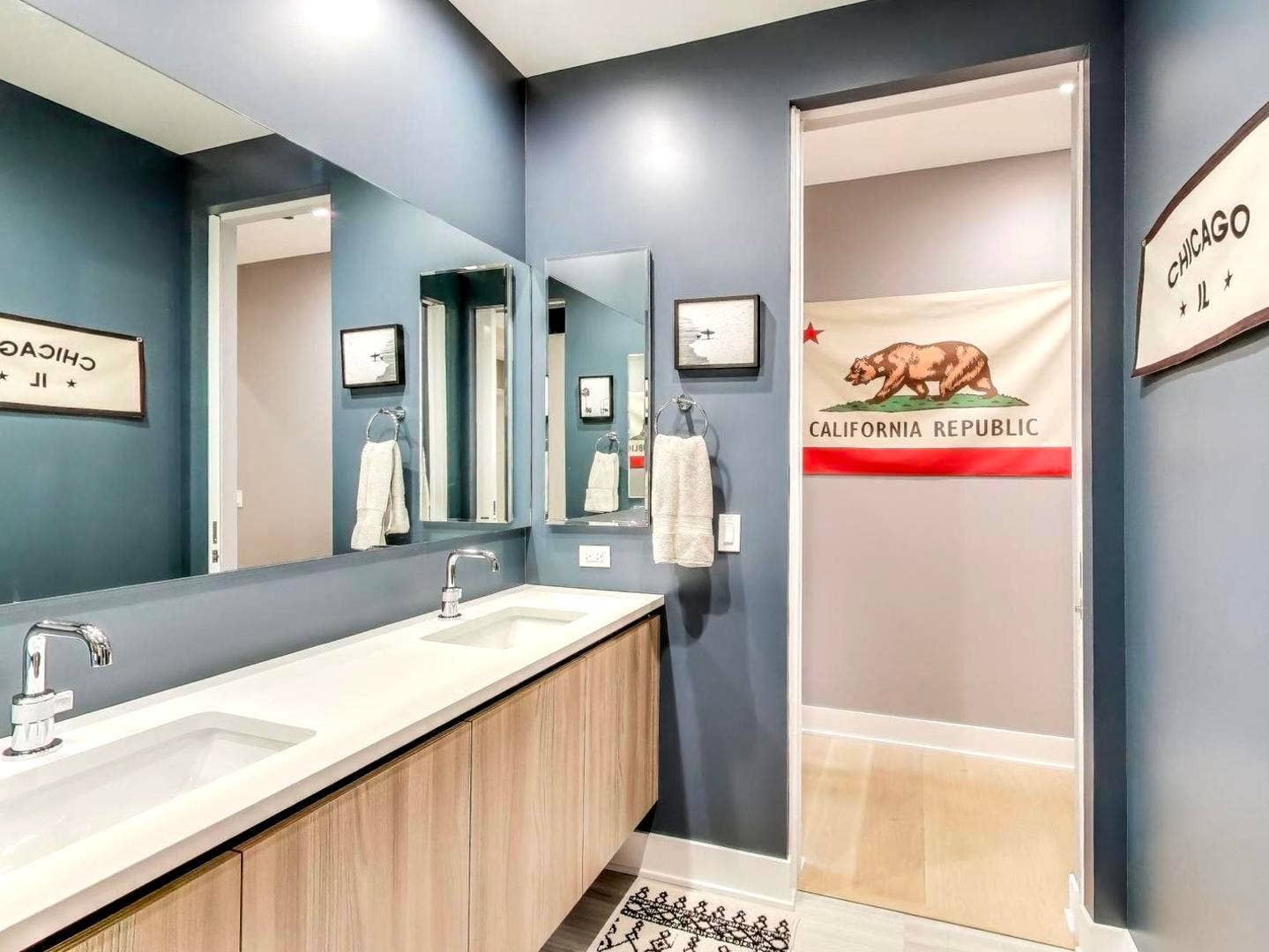 6 N Carpenter Street, #5B, Chicago, IL 60607