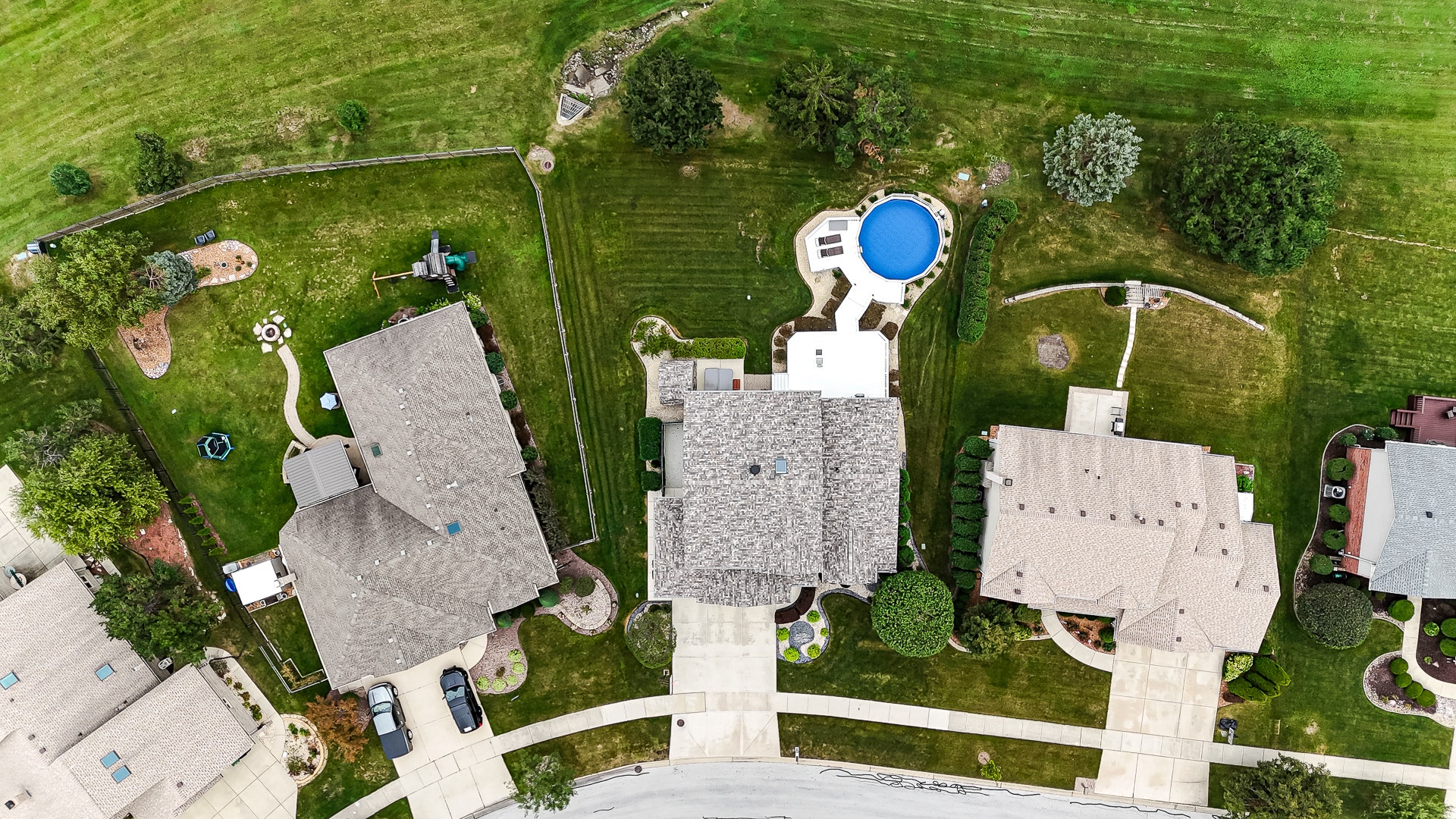 8544 Meadows Edge Trail, Tinley Park, IL 60487 8544 Meadows Edge Trail, Tinley Park, IL 60487