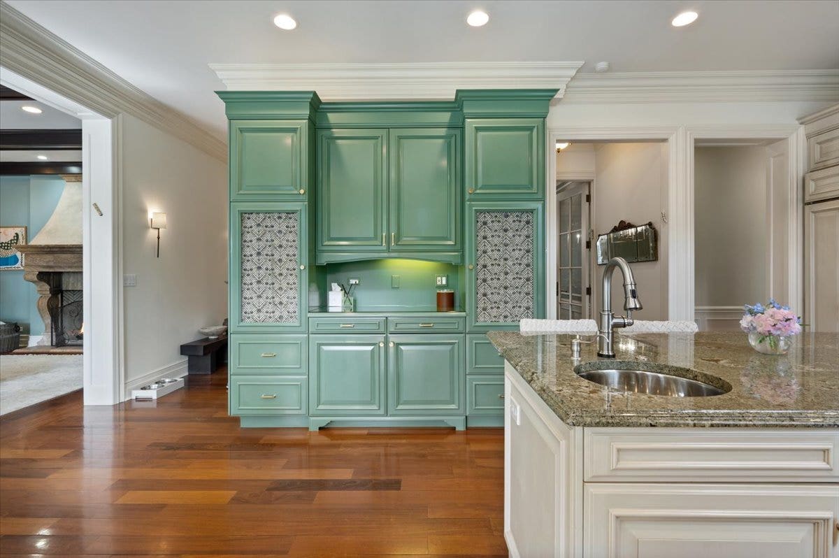1235 Longmeadow Lane, Glencoe, IL 60022 1235 Longmeadow Lane, Glencoe, IL 60022