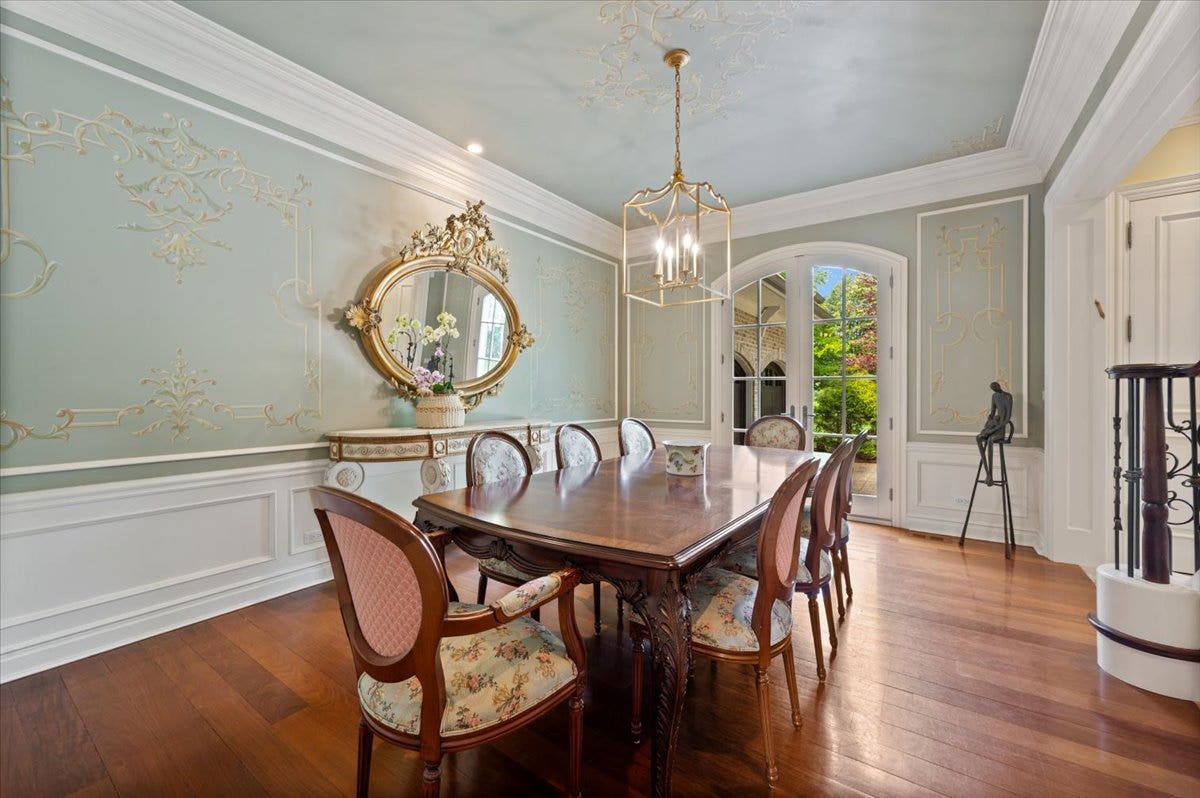 1235 Longmeadow Lane, Glencoe, IL 60022 1235 Longmeadow Lane, Glencoe, IL 60022