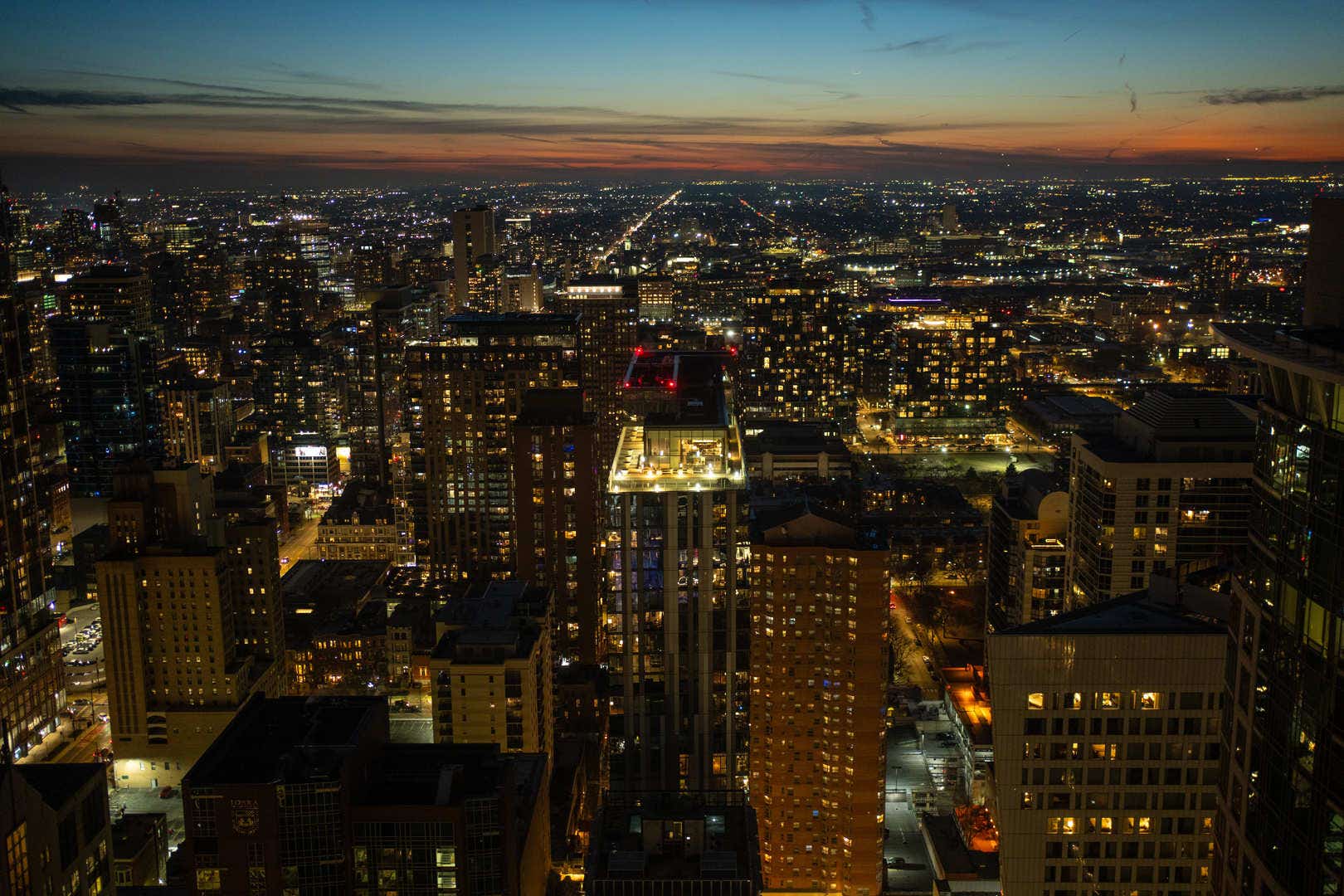 111 E Chestnut Street, #PH-AB, Chicago, IL 60611 111 E Chestnut Street, #PH-AB, Chicago, IL 60611
