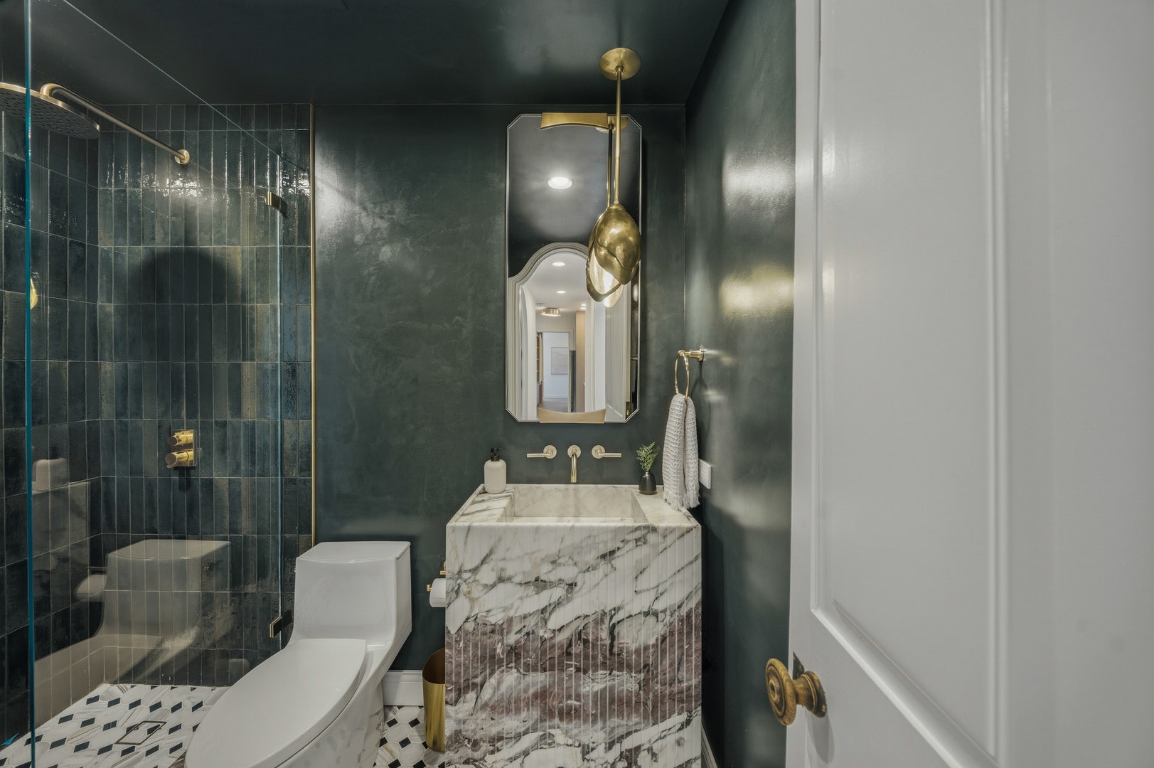 111 E Chestnut Street, #PH-AB, Chicago, IL 60611 111 E Chestnut Street, #PH-AB, Chicago, IL 60611
