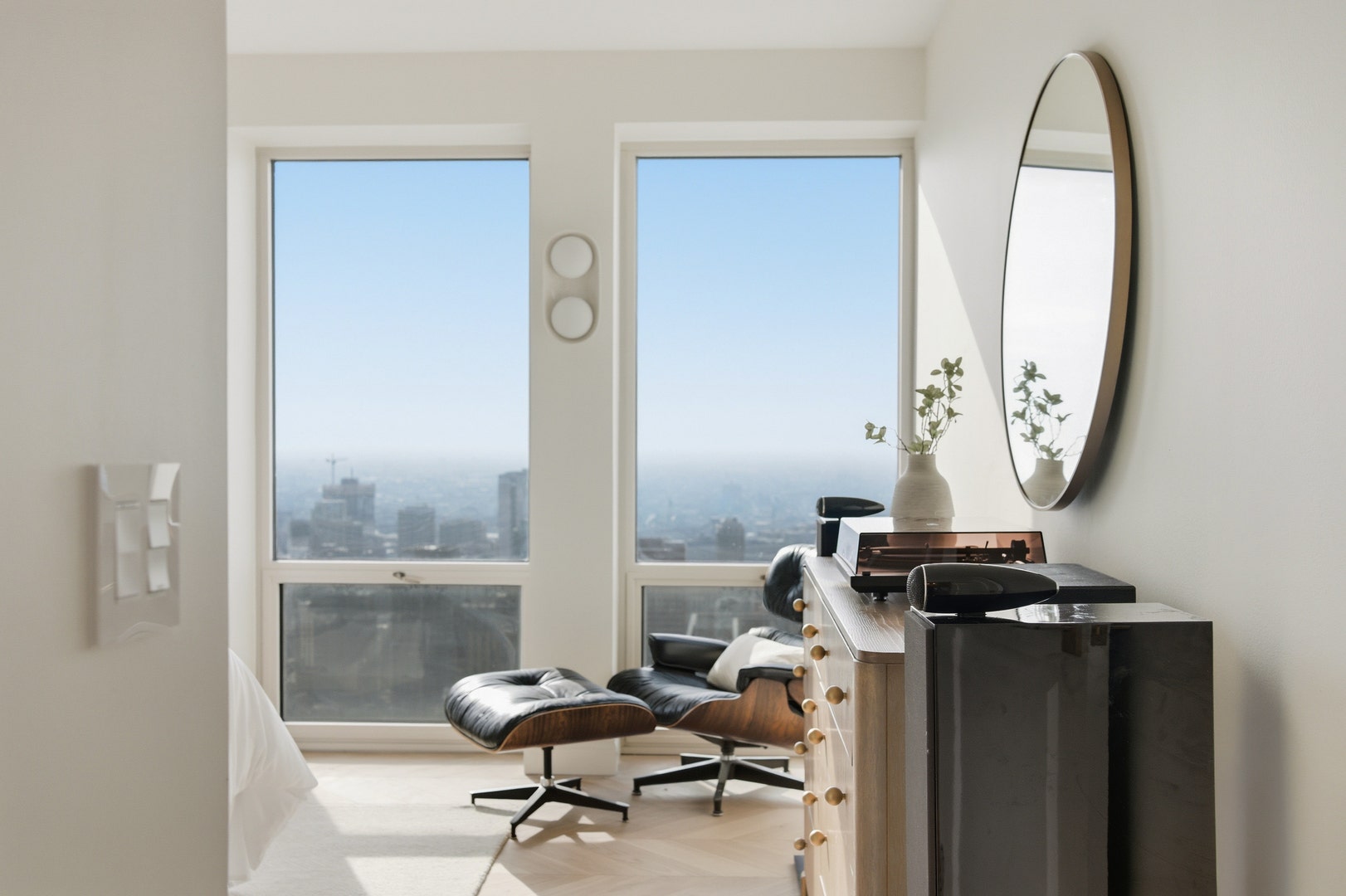 111 E Chestnut Street, #PH-AB, Chicago, IL 60611 111 E Chestnut Street, #PH-AB, Chicago, IL 60611