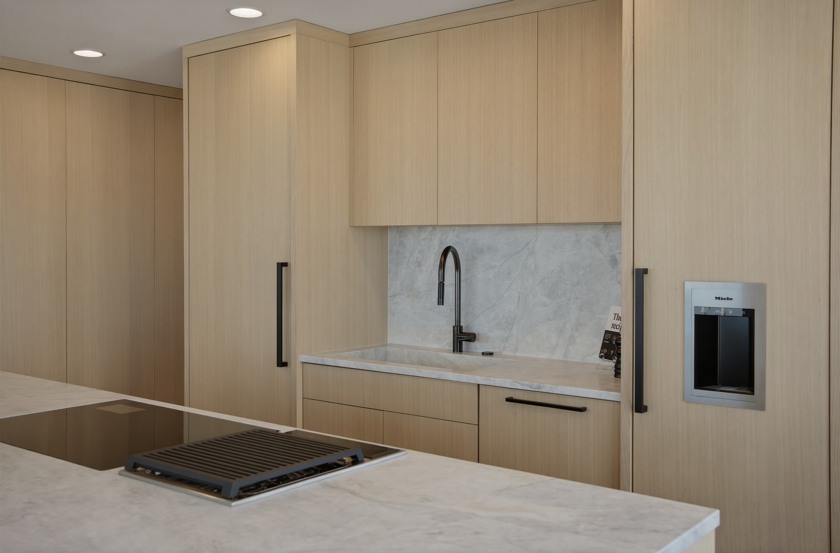 111 E Chestnut Street, #PH-AB, Chicago, IL 60611 111 E Chestnut Street, #PH-AB, Chicago, IL 60611
