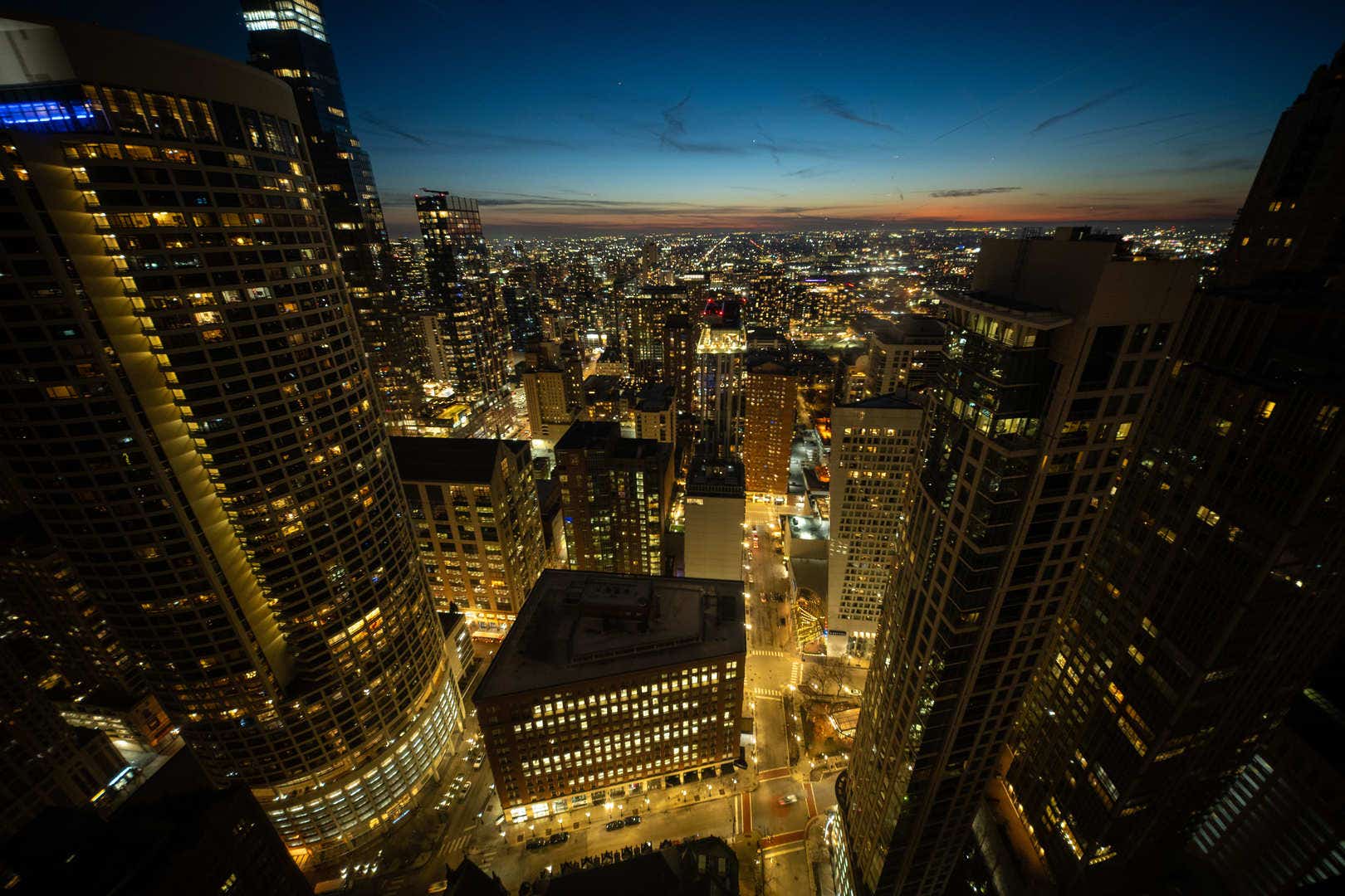 111 E Chestnut Street, #PH-AB, Chicago, IL 60611 111 E Chestnut Street, #PH-AB, Chicago, IL 60611