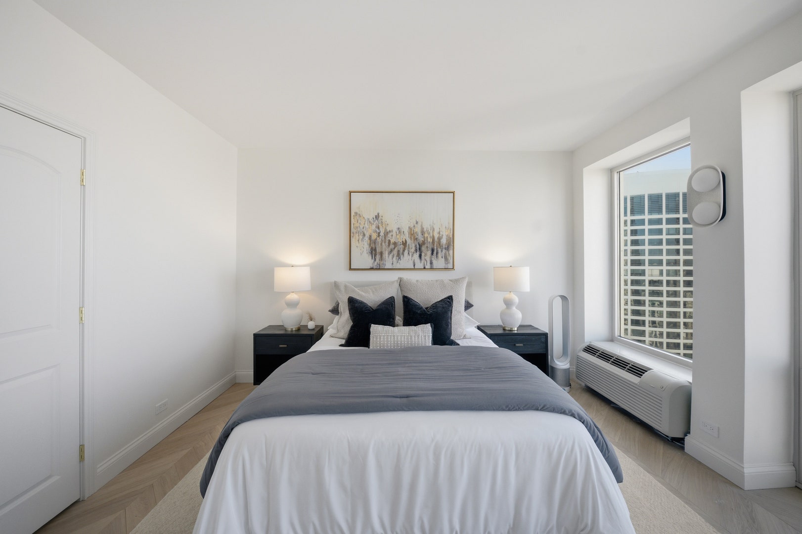 111 E Chestnut Street, #PH-AB, Chicago, IL 60611 111 E Chestnut Street, #PH-AB, Chicago, IL 60611
