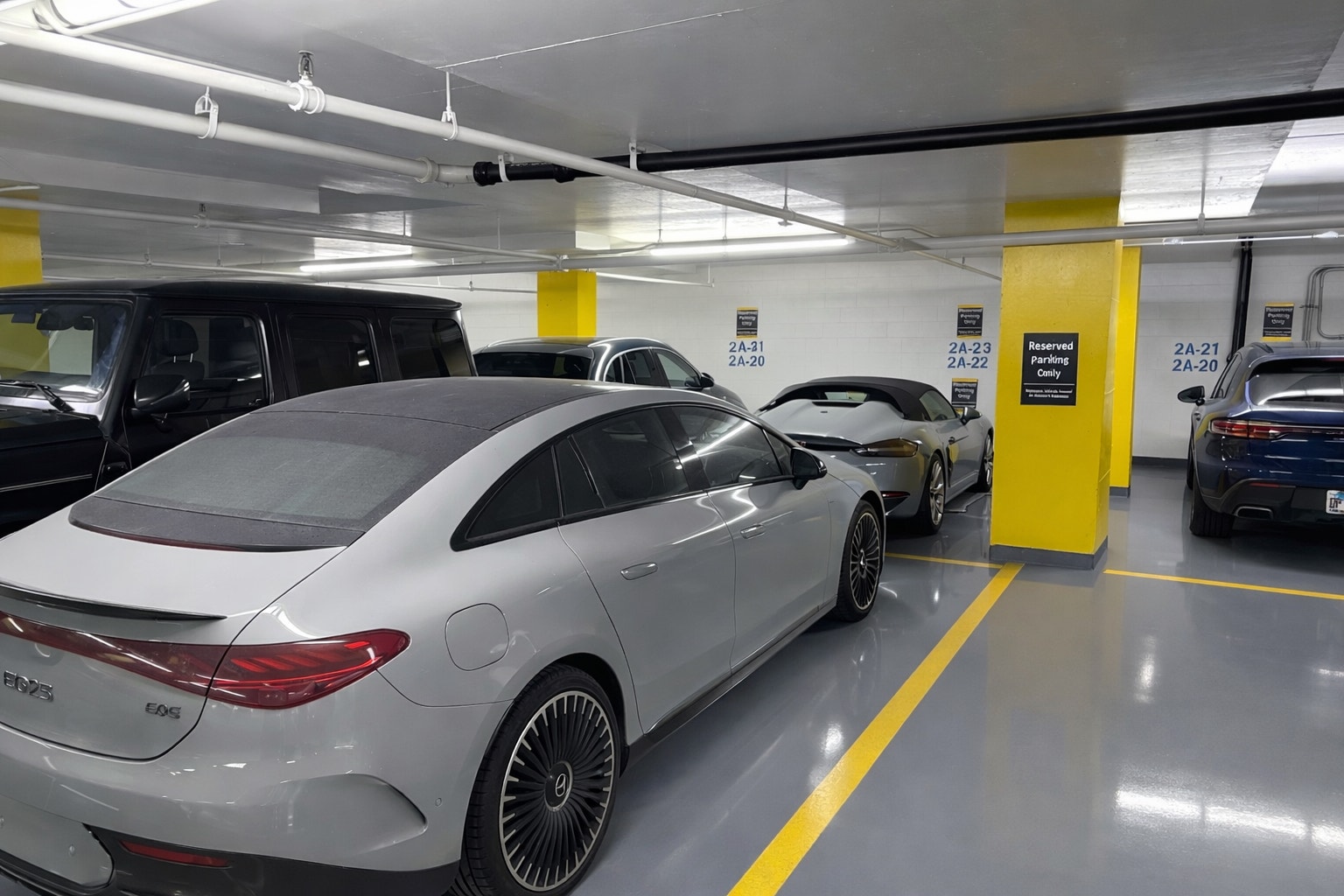 111 E Chestnut Street, #PH-AB, Chicago, IL 60611 111 E Chestnut Street, #PH-AB, Chicago, IL 60611