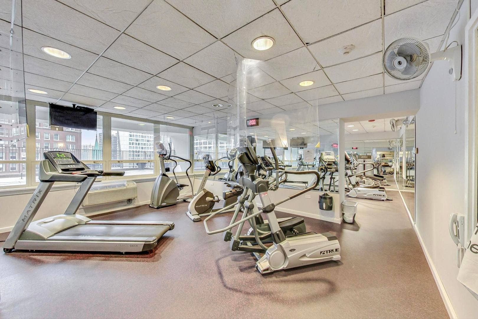 111 E Chestnut Street, #PH-AB, Chicago, IL 60611 111 E Chestnut Street, #PH-AB, Chicago, IL 60611