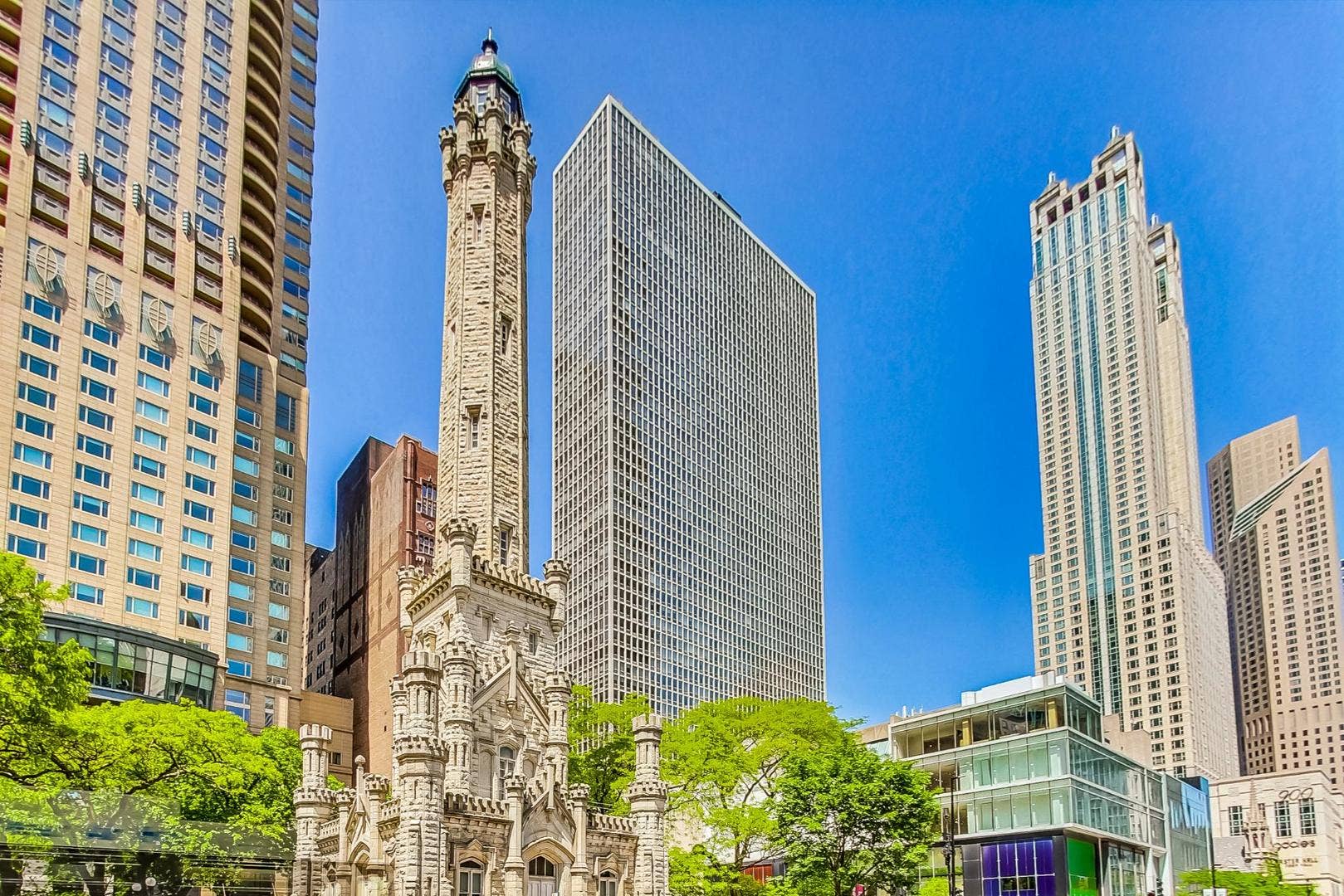 111 E Chestnut Street, #PH-AB, Chicago, IL 60611 111 E Chestnut Street, #PH-AB, Chicago, IL 60611