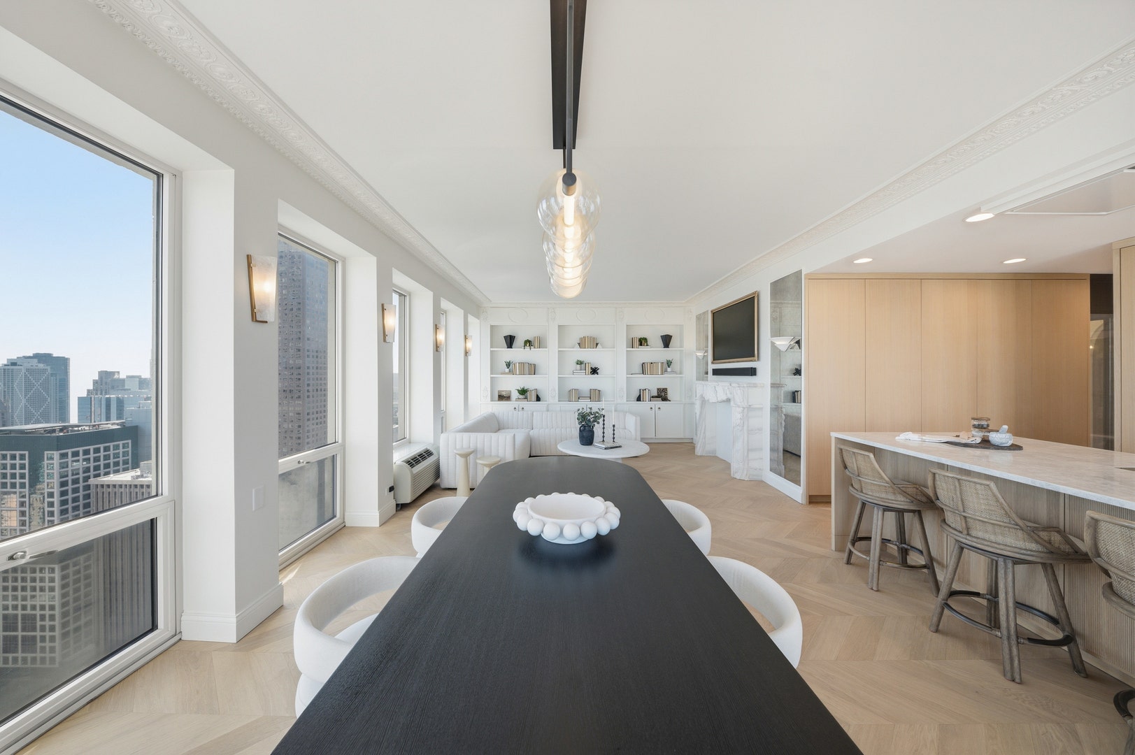 111 E Chestnut Street, #PH-AB, Chicago, IL 60611 111 E Chestnut Street, #PH-AB, Chicago, IL 60611